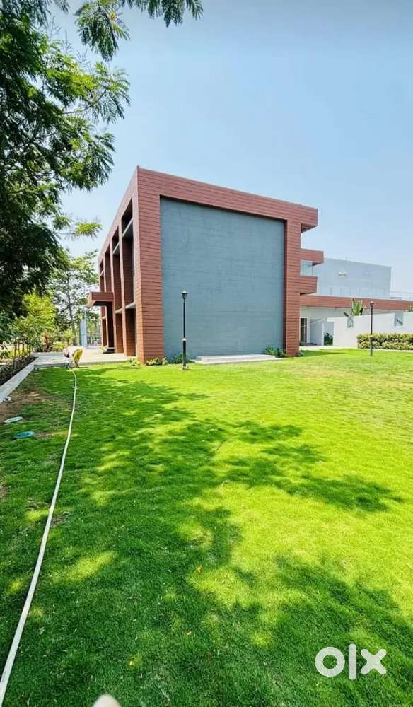 आवासीय प्लाट- पूर्ण विकसित Luxurious कॉलोनी।