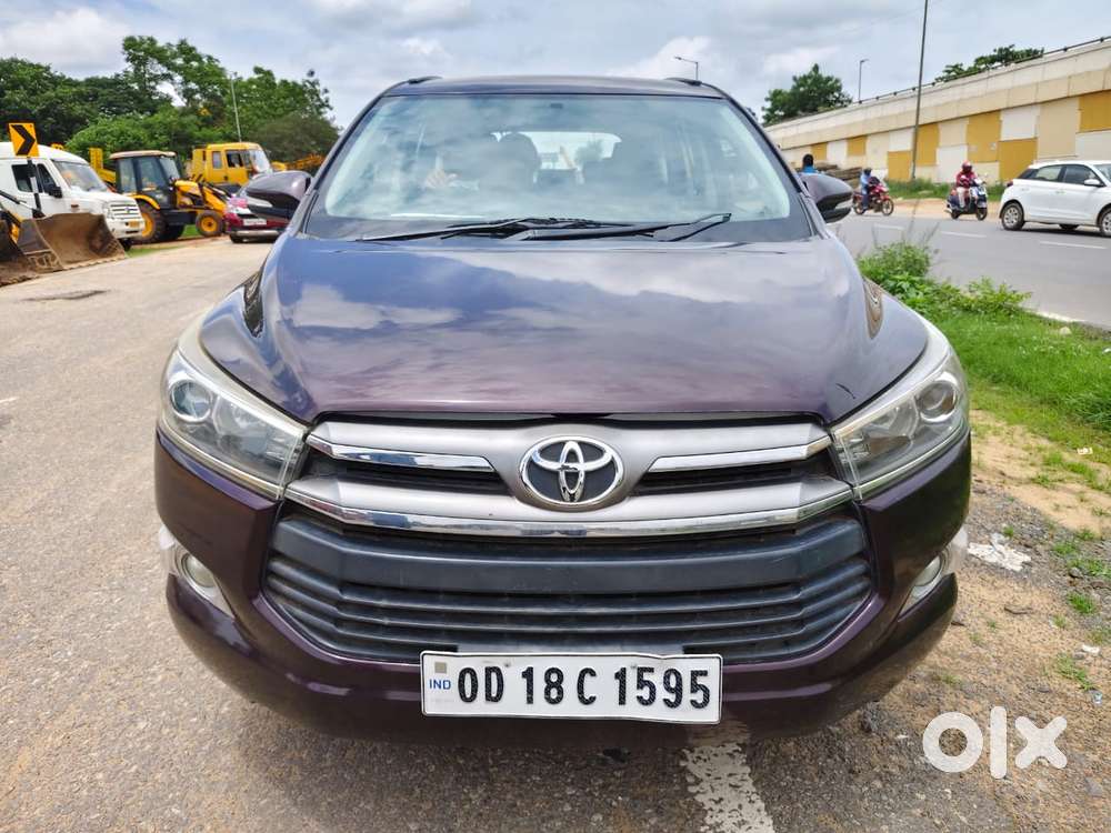 Toyota Innova Crysta 2.4 V, 2016, Diesel