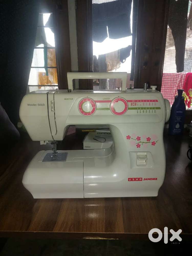 Usha Janome Wonder Stitch Sewing Machine