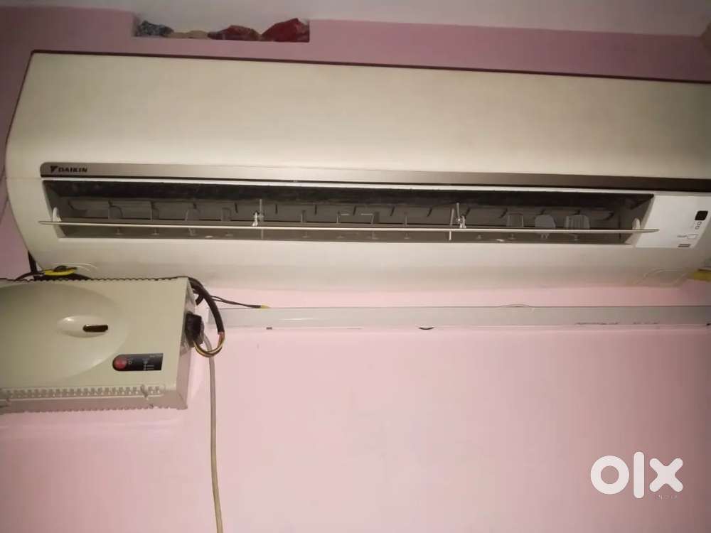 split ac non inverter daikin