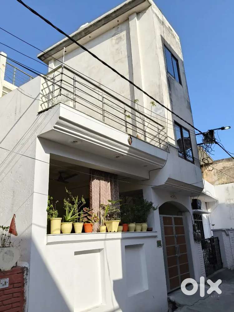 Two Room Separate Set Available On Rent. DAV Road Near Canara Bank.