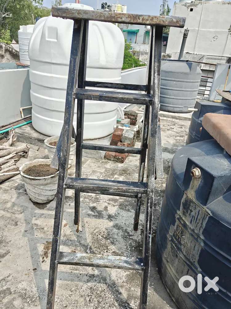 Heavy iron ladder for all kinds of works