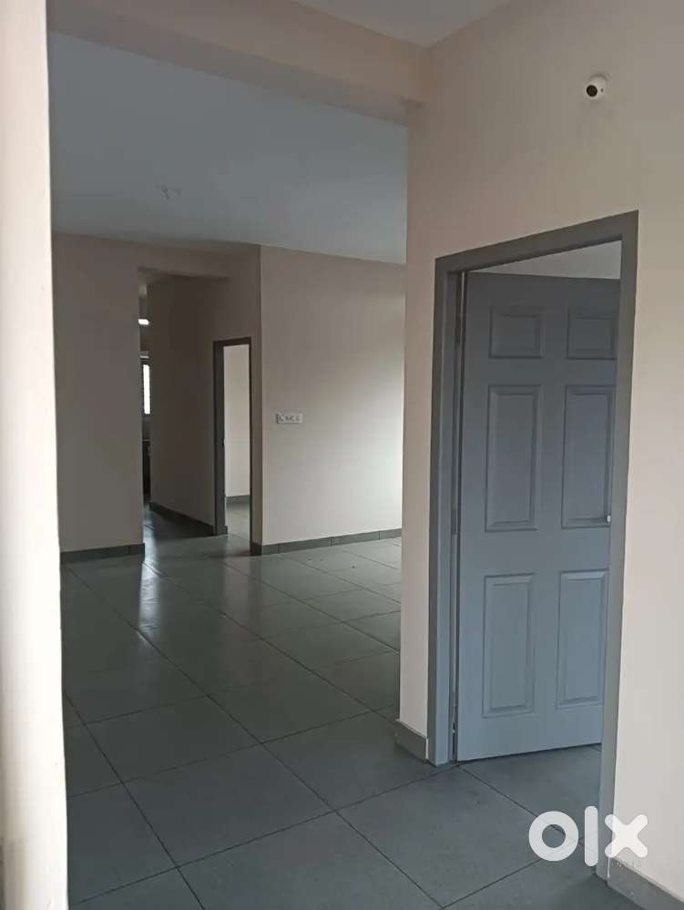 2 BHK FOR 13000 AT PALLURUTHY