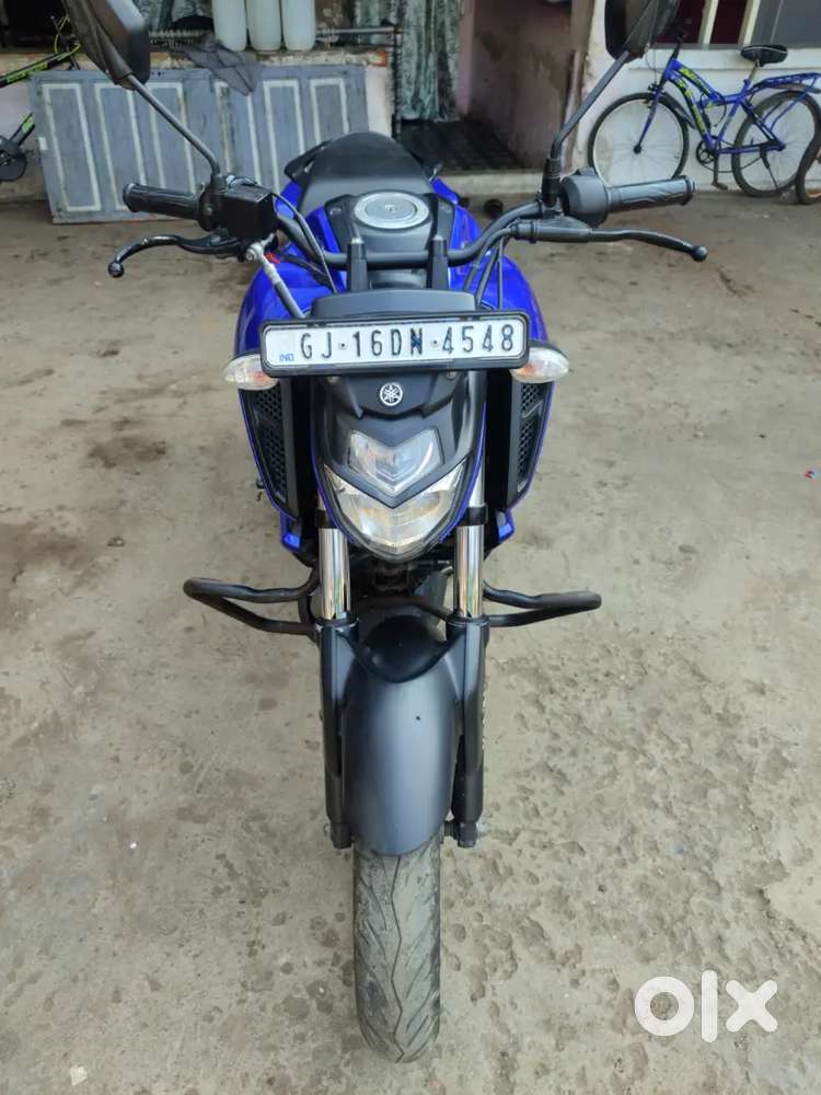 YAMAHA FZ VERSION 3