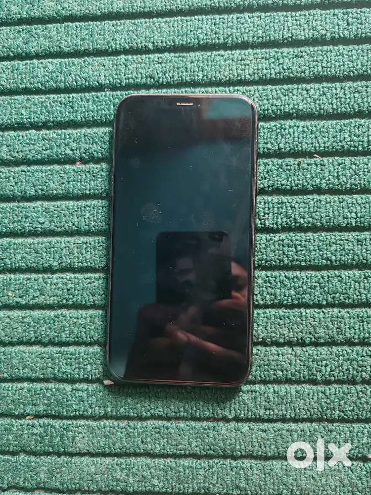 I phone XR 64 gb
