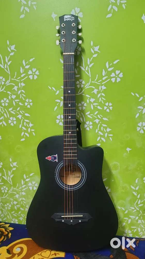 Guitar 38 c