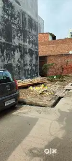 Jain nagar ma corner ka makan h koi bhi interested ho