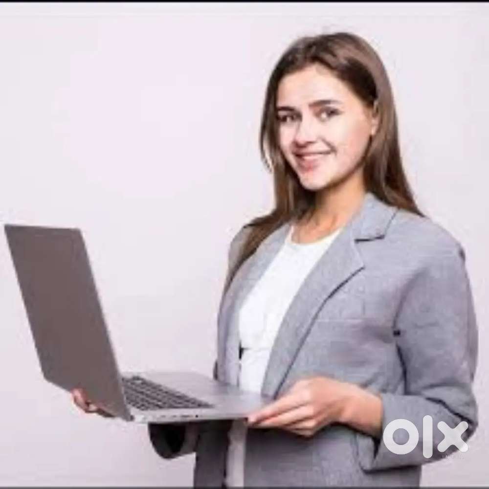 Vacancy for Lady PA/PS
