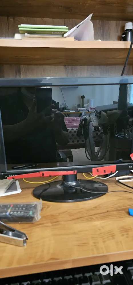 Airbar from Neonode with 14 inch LCD monitor