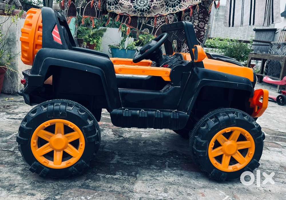 BABY TOY CAR WITH MUSIC