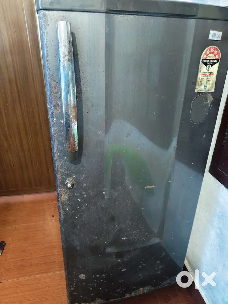 Single door LG fridge