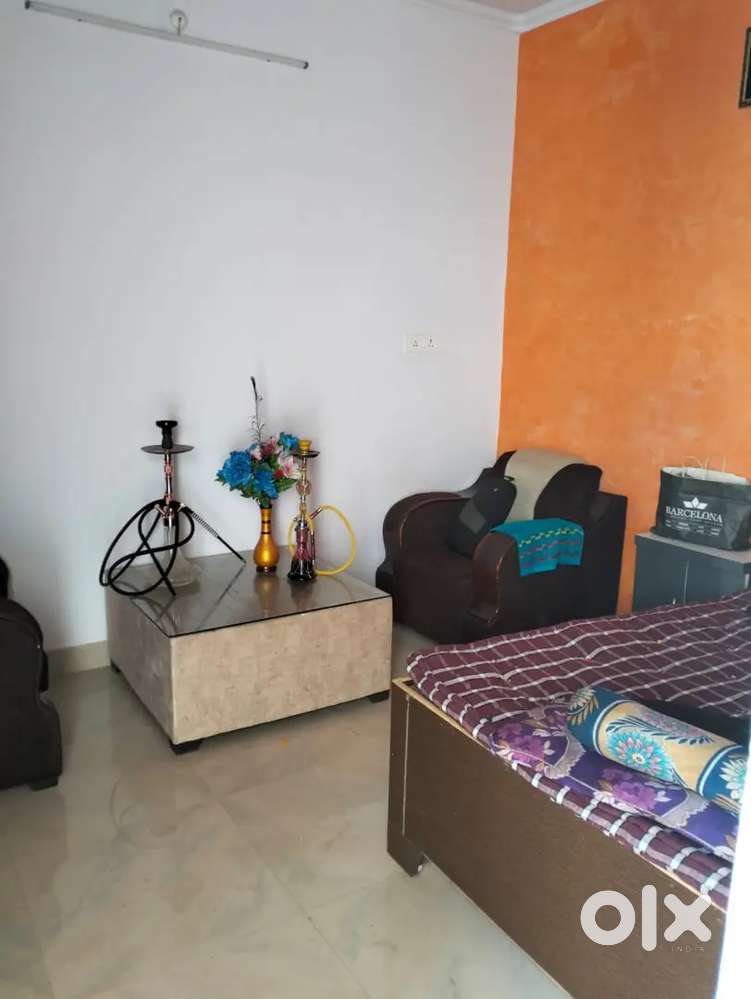 Room fir rent with no kitchen