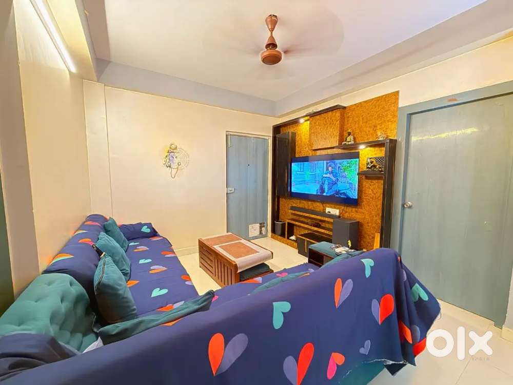 Picnic garden 2bhk full furnish flat