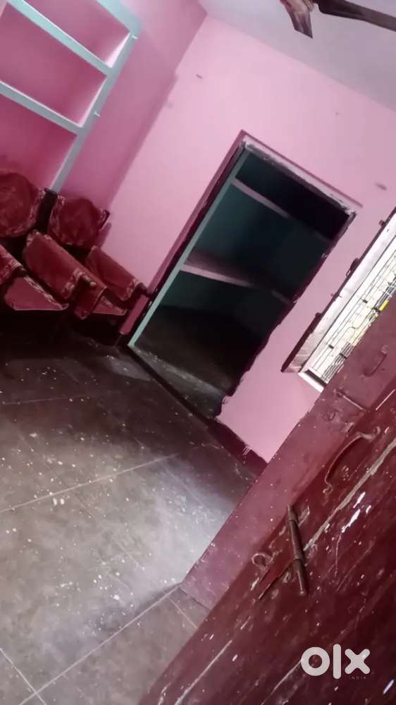 Room for rent in kidwai nagar gaushala double petrol pump