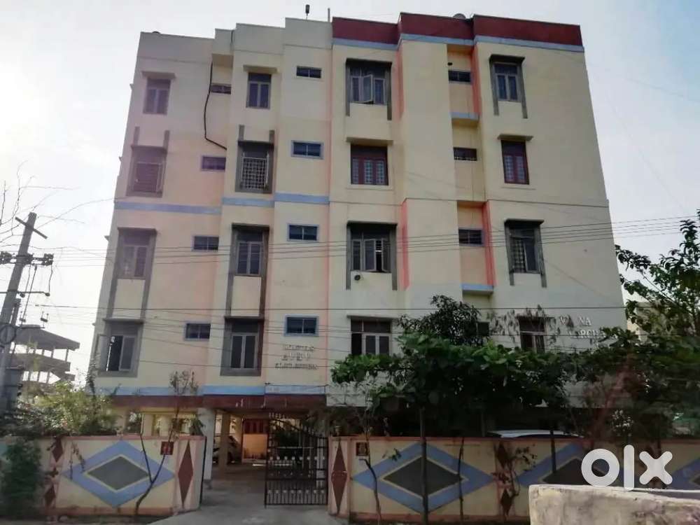 1BHK 4Th floor