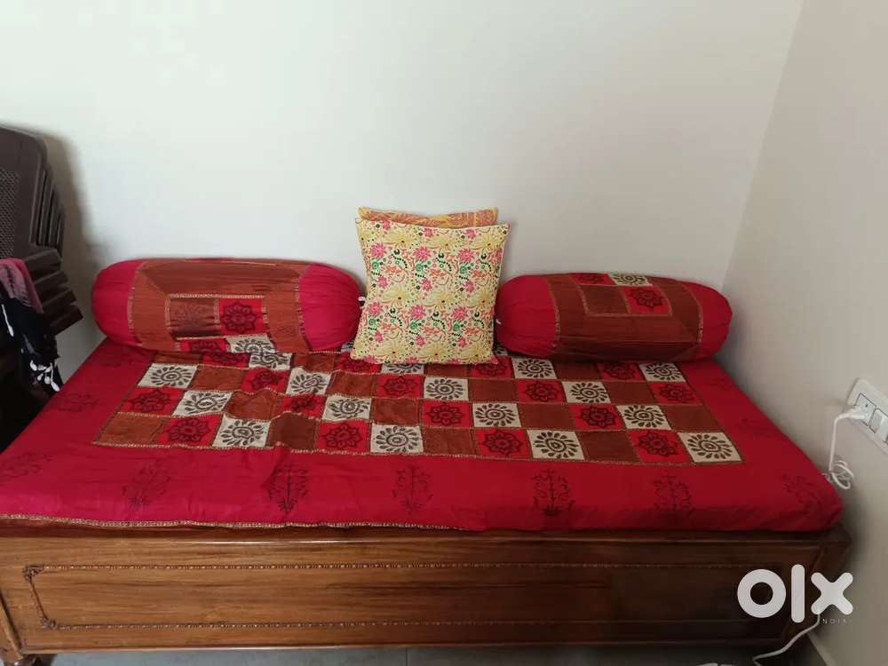 Solid teak wood diwan