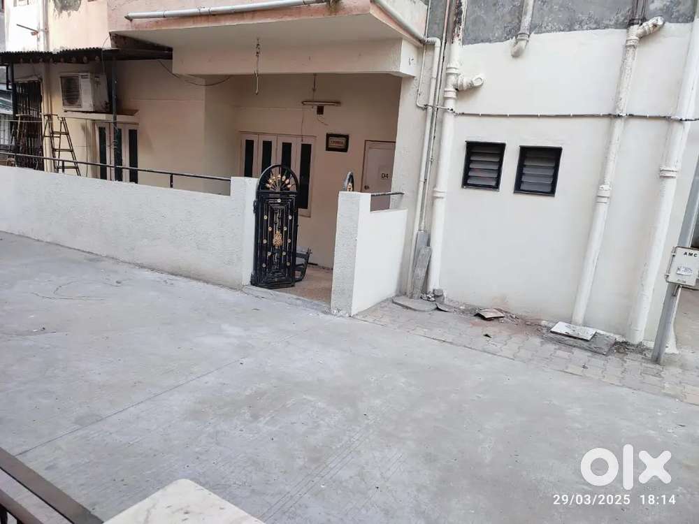 Gulbai Tekra 2BHK Fully Furnished Flat For Rent