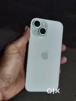 I p 15 128 GB hai new condation me hai 9 month use hai battery 90 hai