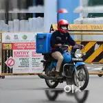 Pizza delivery boy