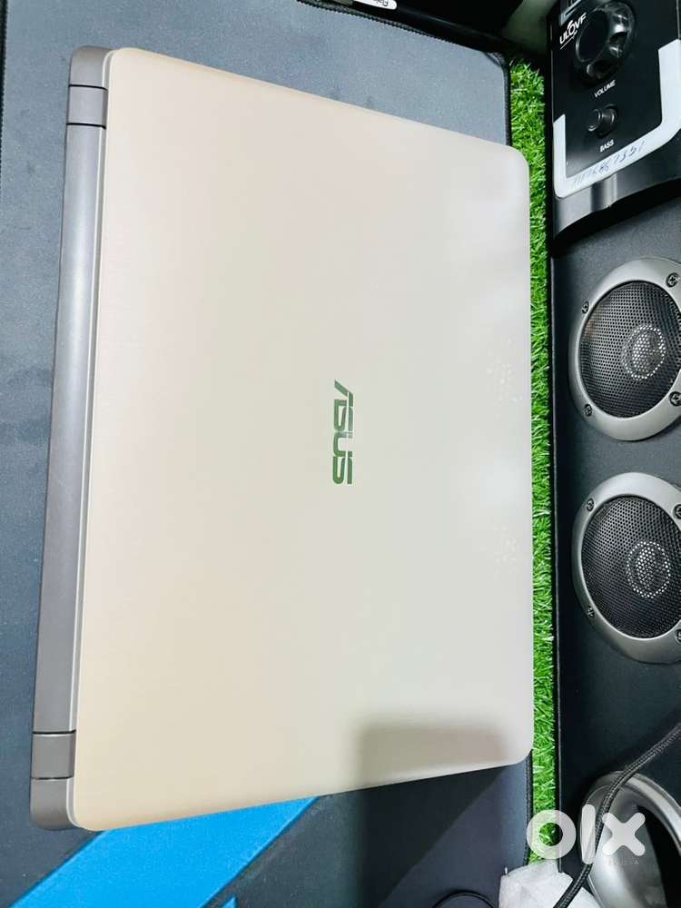 Asus X507UAR laptop. It's in great condition