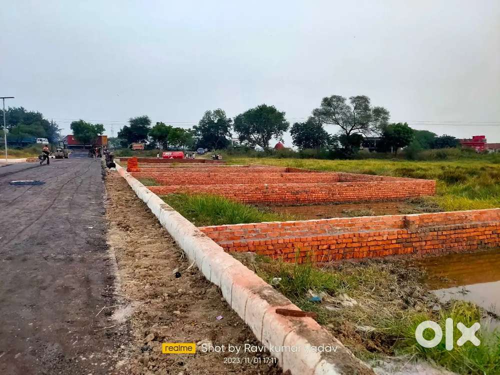 लखनऊ में इकाना क्रिकेट स्टेडियम के बैक साइड में प्लाट बैंक लोन केसाथ