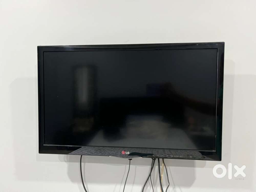 LG 26″ LED TV (Model 26LN4100) - Working Perfectly