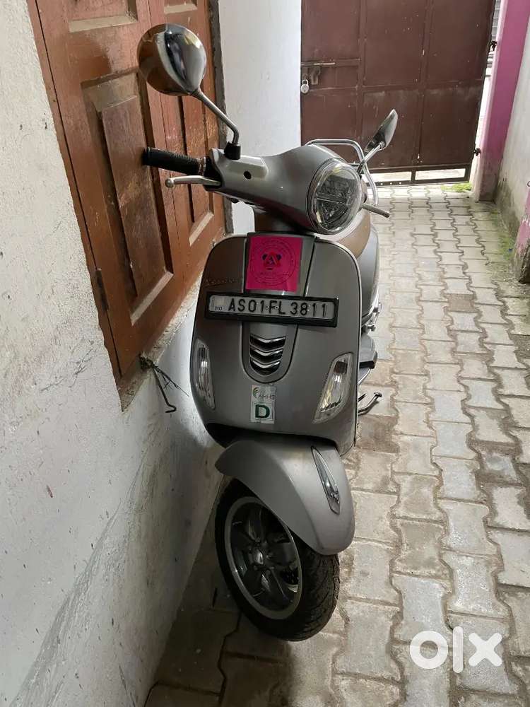 Vespa 125 Silver 2023