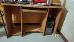 Computer table