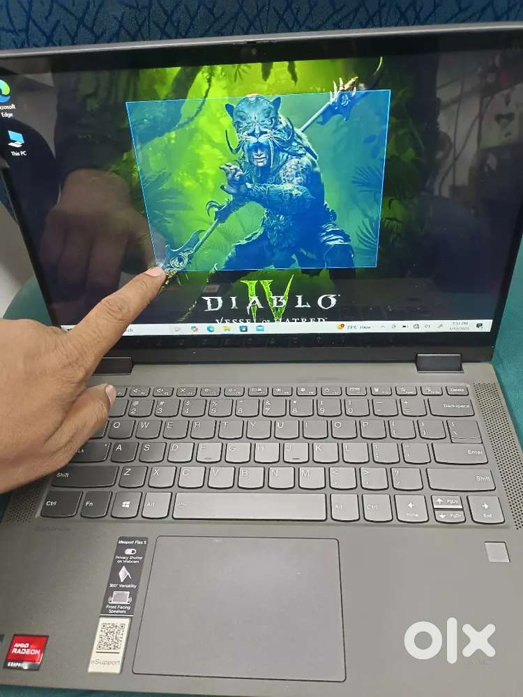 lenovo touchscreen 360 rotation ryzon 7 laptop/16GB 512GB touch screen