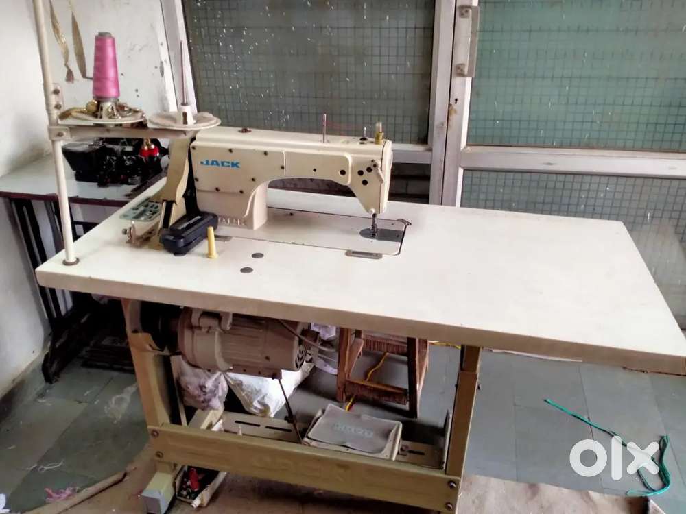 Jack sewing machine