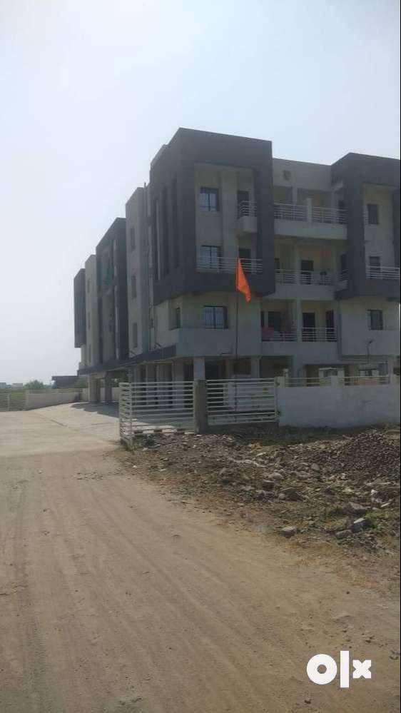 Immediately available flat on rent 2bhk phone 83800838u9 owner