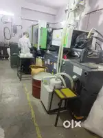 5 Helper and 2 injection machine operator
