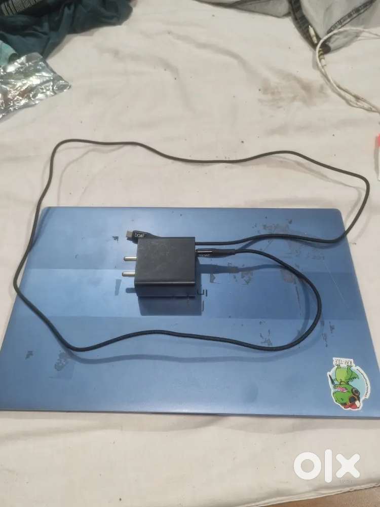 Infinix y1 neo slim 512gb ssd 8gb ram