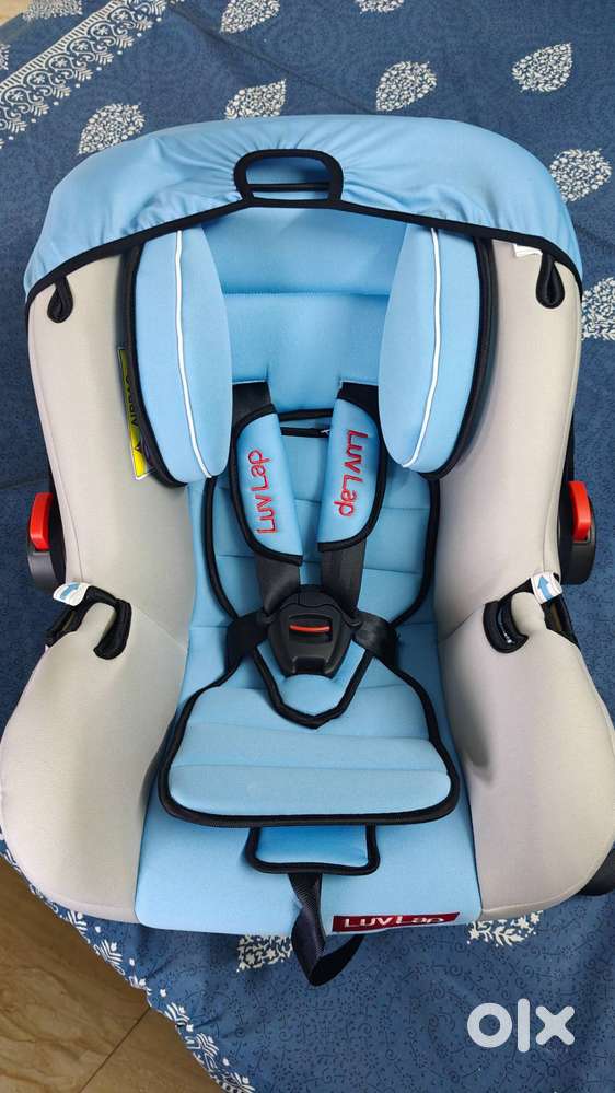 Baby car seat - New & unused/untouched condition
