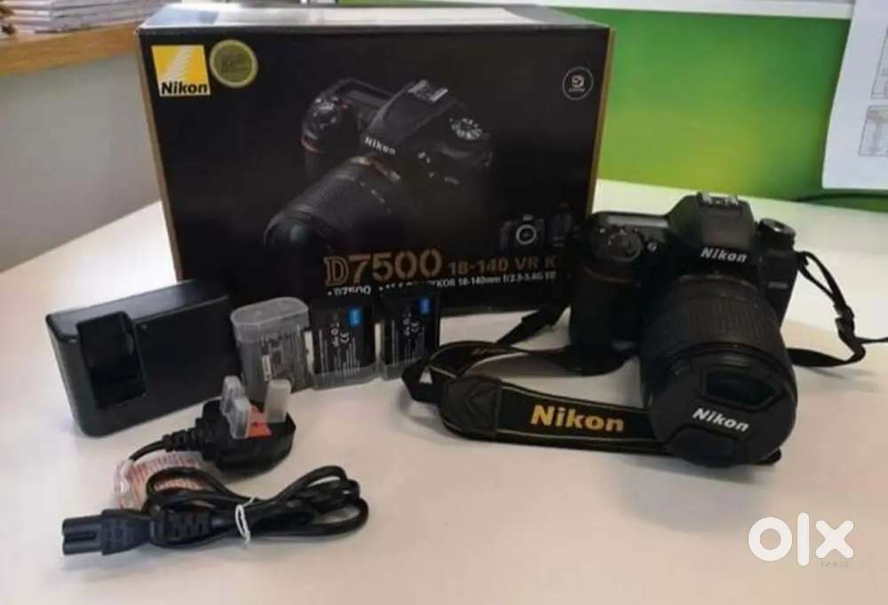 Nikon D7500