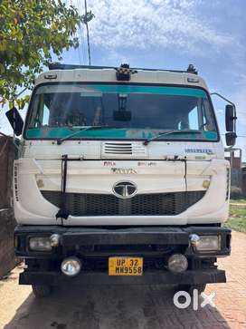 Tata truck 14 tayara 2020 model 4X4 new condition gadi free h new vima