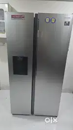 Samsung double door with water