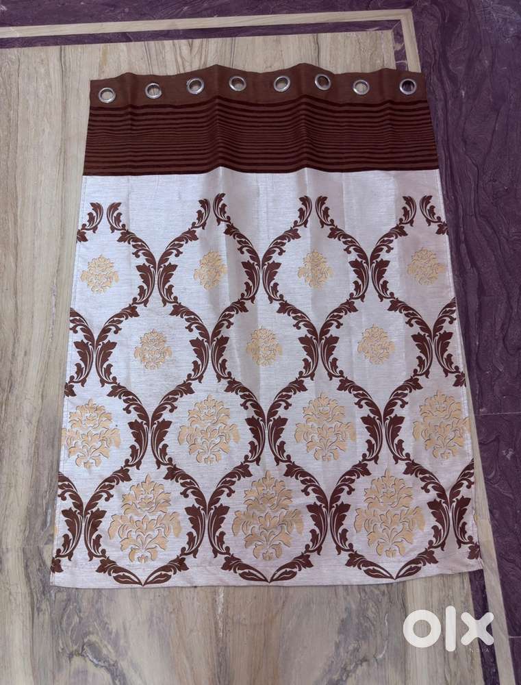 Window cutains and screen