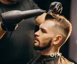Wanted unisex hair dresser ( experience)