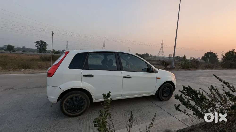 Ford Figo 2012 Petrol Well Maintained top notch vehicle