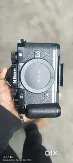 Nikon zf ,nikon 35mm 1.8 lance,or double battery