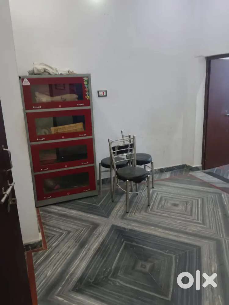 2 room 1 kitchen 2 bathroom 2 toilet for rent on main road Sultanpur