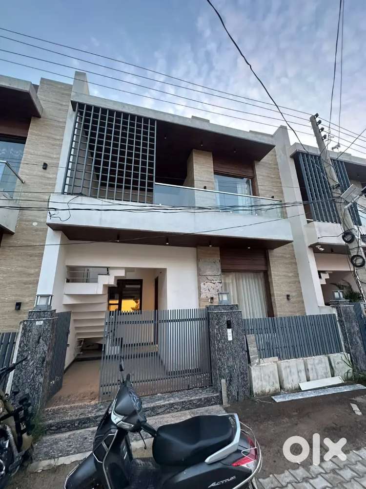 3 BHK KOTHI PRIME LOCATION SEC 123