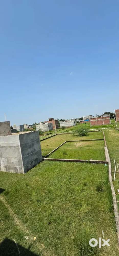 Nagar nigam mai plot available alambaag lucknow