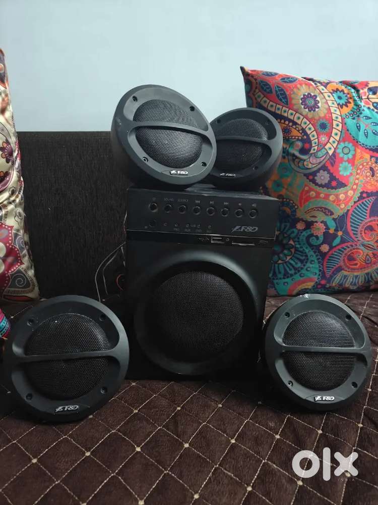 5.1 speaker with woofer