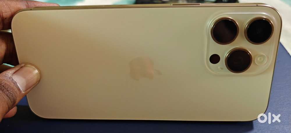 Iphone 16 pro max - 1Tb and iwatch ultra 2