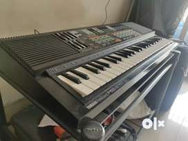 Yamaha Keyboard Old. Good Condition!