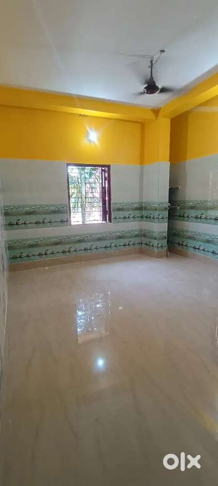 Big 1rk Rent kestopur ghosh para nabojagoron club,1st floor new room.