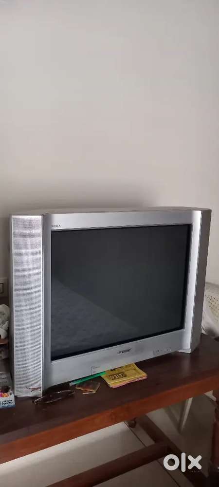 SONY 32  CRT TV