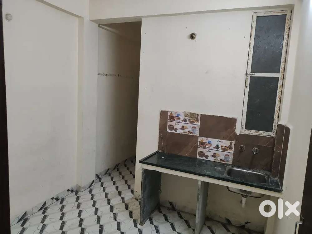 Flat available for rent